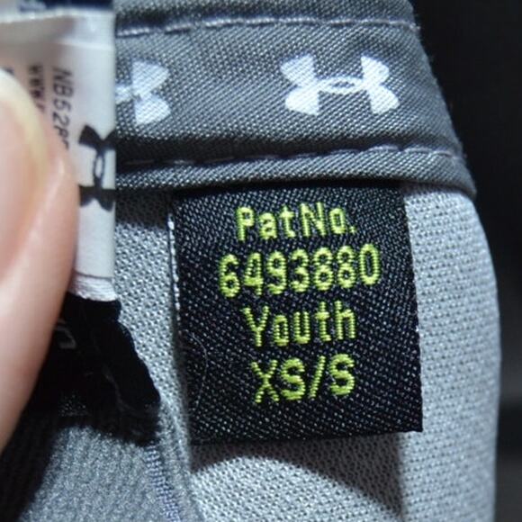 Under Armour Youth Blistering 3.0 Fitted Hat Gray Size XS/S - Picture 9 of 10